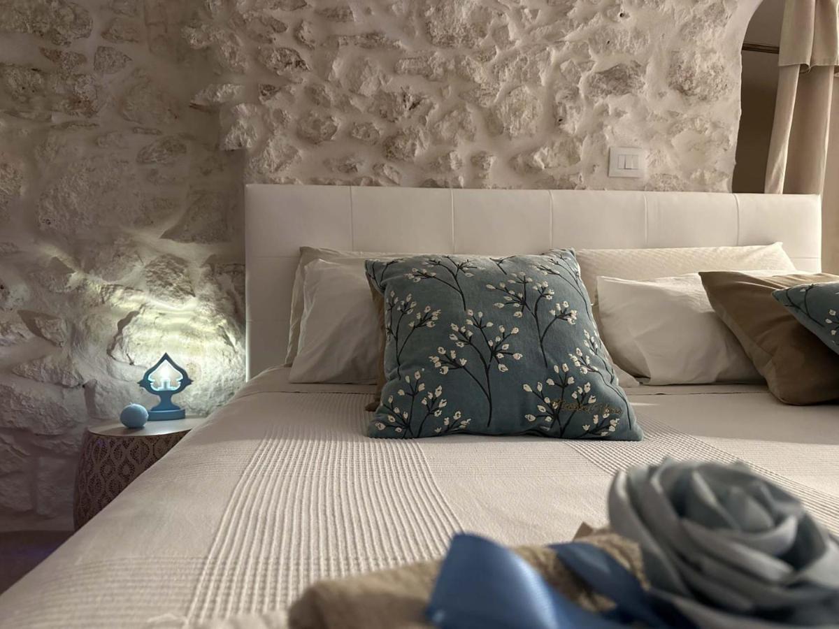 Bianco Calce - Ostuni Villa Luaran gambar