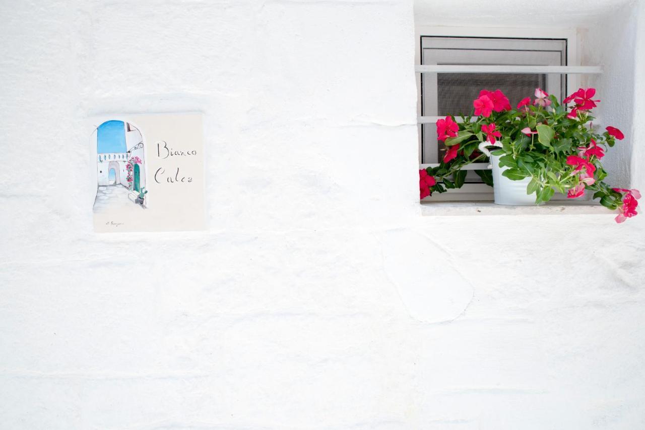 Bianco Calce - Ostuni Villa Luaran gambar