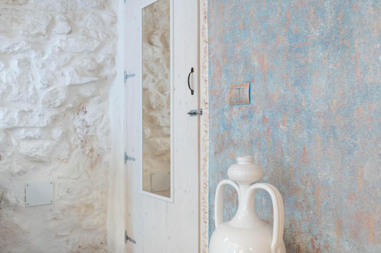Bianco Calce - Ostuni Villa Luaran gambar